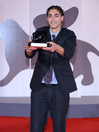 Venice, 82nd Venice International Film Festival 2025 - Evening 11: Closing Ceremony. Winners Photocall. Pictured: Giacomo Covi  Copyright: xAlbertoxTerenghi PoolxPhotoxEventsx06x xipa-agency.netx xPoolxPhotoxEventsx06x IPA_Agency_IPA64334188