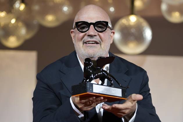 January 1, 2021, Venice, Italy: Italian director Gianfranco Rosi holds the Special Jury Prize for his movie ˜Sotto le nuvole™ during the closing ceremony of the 82nd annual Venice International Film Festival, in Venice, Italy, 06 September 2025. The 82nd edition of the festival runs from 27 August to 06 September 2025. ANSA RICCARDO ANTIMIANI. Venice Italy  - ZUMAa110 20210101_zaf_a110_376 Copyright: xRiccardoxAntimianix