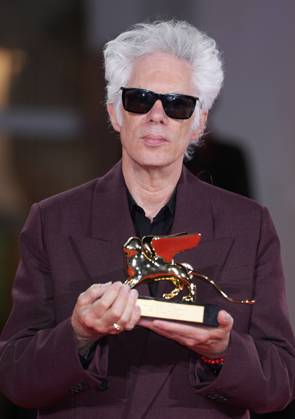 Jim Jarmusch poses with the Golden Lion for Best Film for Father Mother Sister Brother during the winners photocall at the 82nd Venice International Film Festival in Venice, Italy on Saturday, September 6, 2025.  VEN20250906901 RoccoxSpaziani