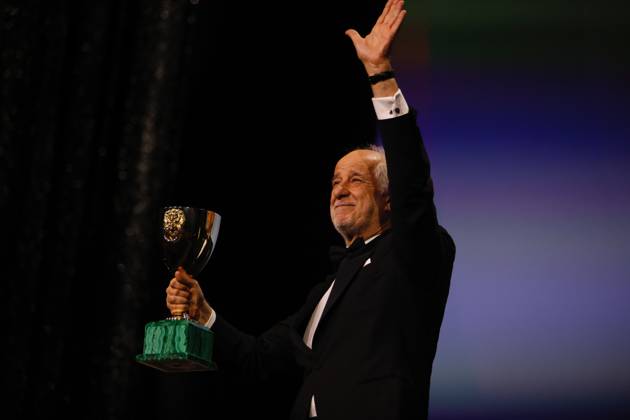 Award Winners, 82nd Venice International Film Festival Toni Servillo after being awarded the Coppa Volpi for Best Actor for La Grazia . Venice, Italy 06 September 2025, Credit:Mirco Toniolo Avalon Italy, Venice  Copyright: xMircoxToniolox xAvalonx 1034802100