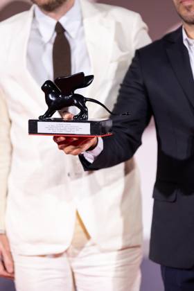 82nd Venice Film Festival Red carpet winners Palazzo del Cinema - Venice Lido, Italy James A. Smith;Joe Beshenkovsky 82nd Venice Film Festival Red carpet winners Palazzo del Cinema - Venice Lido, Italy 6th September 2025  Copyright: xSGPx