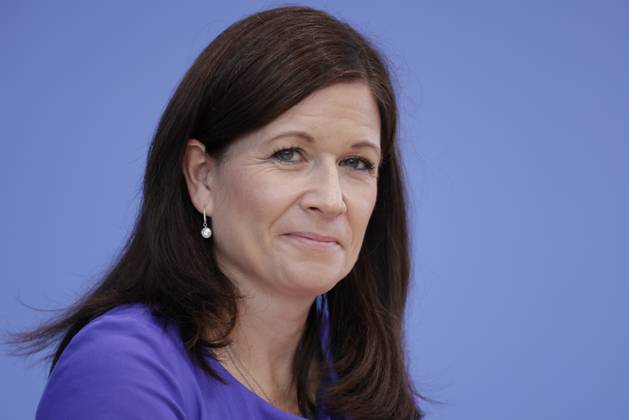 Senatorin für Bildung, Jugend und Familie in Berlin Katharina Günther- Wünsch, Deutschland, Berlin, Bundespressekonferenz, Thema: Vorstellung der OECD-Studie Bildung auf einen Blick 2025