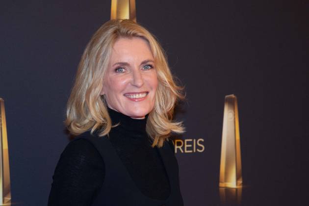 Maria FURTWAENGLER, Schauspielerin, Furtwängler, Roter Teppich, Red Carpet Show, Ankunft, arrival, Verleihung des Deutschen Fernsehpreises, Die Nacht der Kreativen - Der Deutsche Fernsehpreis 2025, Deutscher Fernsehpreis 2025 in der Flora Koeln, am 09.09.2025.