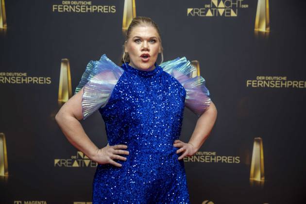 abb Gisa Flake Schauspielerin zu Gast auf dem roten Teppich bei der Nacht der Kreativen - Der Deutsche Fernsehpreis 2025 in der Flora am 09.09.2025 in Koeln NRW Deutschland
