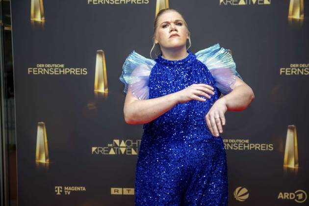 abb Gisa Flake Schauspielerin zu Gast auf dem roten Teppich bei der Nacht der Kreativen - Der Deutsche Fernsehpreis 2025 in der Flora am 09.09.2025 in Koeln NRW Deutschland