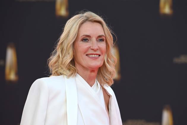 Maria FURTWAENGLER, Schauspielerin, Roter Teppich, Red Carpet Show, Ankunft, arrival, Verleihung des Deutschen Fernsehpreises, Der Deutsche Fernsehpreis 2025, Deutscher Fernsehpreis 2025 in den MMC Studios Koeln, am 10.09.2025.
