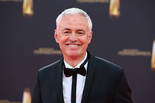Andreas von THIEN, Moderator Roter Teppich, Red Carpet Show, Ankunft, arrival, Verleihung des Deutschen Fernsehpreises, Der Deutsche Fernsehpreis 2025, Deutscher Fernsehpreis 2025 in den MMC Studios Koeln, am 10.09.2025.