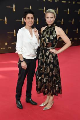 Dunja Hayali und Sarah Tacke bei der Verleihung des Deutschen Fernsehpreises 2025 in den MMC Studios. Köln, 10.09.2025