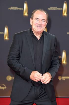 Wolfram Kons bei der Ankunft zu der Verleihung des Deutschen Fernsehpreis in den MMC Studios in Koeln am 10.09.2025