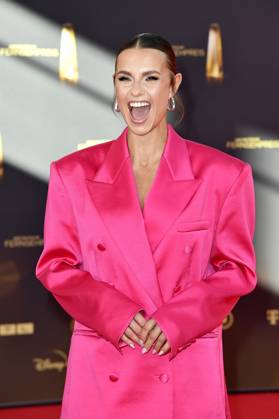 Laura Wontorra bei der Ankunft zu der Verleihung des Deutschen Fernsehpreis in den MMC Studios in Koeln am 10.09.2025