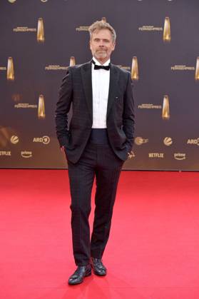 Matthias Matschke bei der Ankunft zu der Verleihung des Deutschen Fernsehpreis in den MMC Studios in Koeln am 10.09.2025