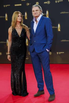 abb Ester Schweins und Stefan Juergens zu Gast auf dem roten Teppich bei der Verleihung Der Deutsche Fernsehpreis 2025 in den MMC Studios am 0.09.2025 in Koeln NRW Deutschland
