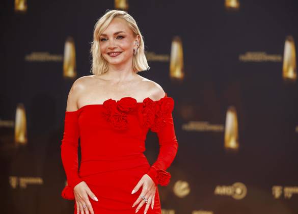 abb Janin Ullmann zu Gast auf dem roten Teppich bei der Verleihung Der Deutsche Fernsehpreis 2025 in den MMC Studios am 0.09.2025 in Koeln NRW Deutschland