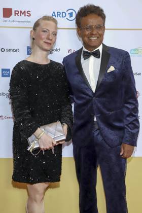 abb Mareike Makosch, Michail Paweletzo zu Gast auf dem roten Teppich bei der Verleihung des Deutschen Radiopreis 2025 in der Neuen Flora am 11.09.2025 in Hamburg Hamburg Deutschland