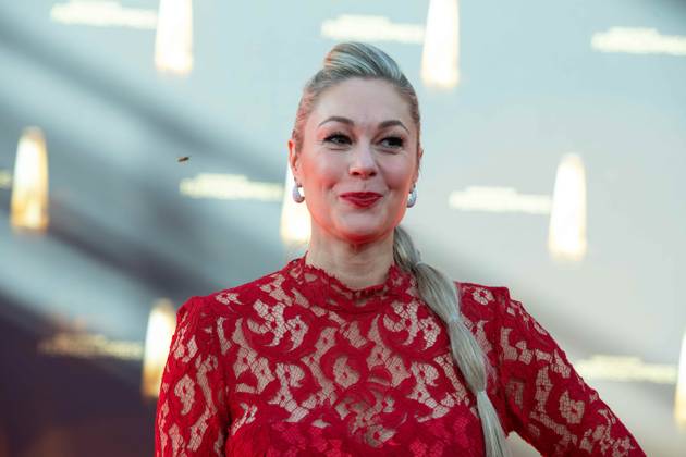 Ruth MOSCHNER, Moderatorin, Roter Teppich, Red Carpet Show, Ankunft, arrival, Verleihung des Deutschen Fernsehpreises, Der Deutsche Fernsehpreis 2025, Deutscher Fernsehpreis 2025 in den MMC Studios Koeln, am 10.09.2025.