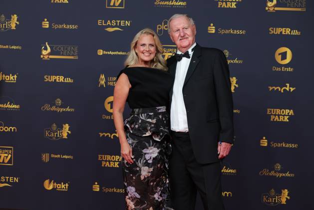 Verleihung der Goldenen Henne 2025 Barbara Schöneberger (deutsche Fernsehmoderatorin, Nominierte in der Kategorie Entertainment) auf dem roten Teppich. Verleihung der Goldenen Henne 2025 am 12.09.2025 in der Leipziger Messe, Halle 1. Leipzig, Sachsen, Deutschland.