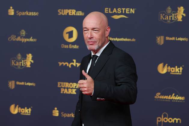 Verleihung der Goldenen Henne 2025 Bernd Heinrich Graf von der deutschen Gruppe Unheilig auf dem roten Teppich. Verleihung der Goldenen Henne 2025 am 12.09.2025 in der Leipziger Messe, Halle 1. Leipzig, Sachsen, Deutschland.