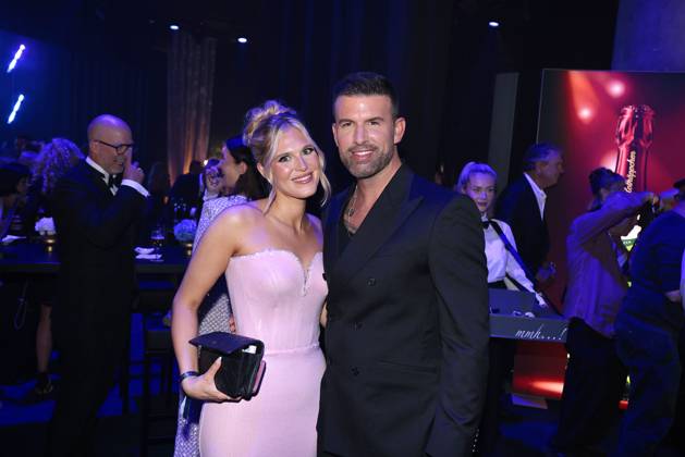 Jessie Noe Scheuermann und Jay Khan bei der Aftershow Party bei der Verleihung von Die Goldene Henne am 12.09.2025 in Leipzig Goldene Henne 2025 Verleihung in Leipzig