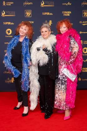 Award - Goldene Henne 2025 - Marie Rimmer, Dagmar Frederic und Dagmar Gelbke bei der Goldenen Henne 2025 in der Messe Leipzig am 12.09.2025. Copyright: xEventpressxKochanx