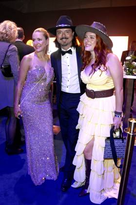 Stefanie Hertel, Lanny Lanner und Johanna Mross von More Than Words bei der 31. Verleihung der Goldenen Henne 2025 in der Leipziger Messe. Leipzig, 12.09.2025