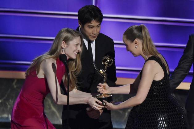 Erin Doherty accepts the Outstanding Supporting Actress in a Limited or Anthology Series or Movie award for Adolescence onstage at the 77th annual Primetime Emmy Awards at the Peacock Theater in Los Angeles on Sunday, September 14, 2025.  LAP202509143096 JIMxRUYMEN
