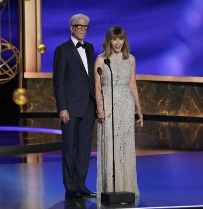 Ted Danson & Mary Steenburgen speak onstage at the 77th annual Primetime Emmy Awards at the Peacock Theater in Los Angeles on Sunday, September 14, 2025.  LAP202509143045 JIMxRUYMEN