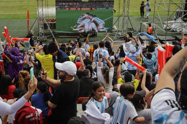 Argentina v France: Final - FIFA World Cup Qatar 2022 BOGOTA, COLOMBIA - DECEMBER 18: Fans supporting Argentina, and France gather to follow the FIFA World Cup 2022 Final at Nemesio Camacho El Campin Stadium in Bogota, Colombia on December 18, 2022. Colombia World. Editorial use only. Please get in touch for any other usage. Copyright: x2025xAnadoluxJuanchoxTorresx