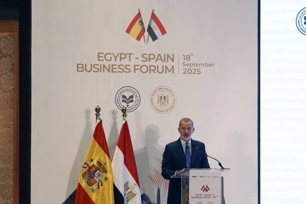 Spain s King, Felipe VI (c), delivers a speech during a Spanish and Egyptian business forum held in the framework of his visit in the country in Cairo, Egypt, 18 September 2025. Spain s King Felip VI visits Egypt !ACHTUNG: NUR REDAKTIONELLE NUTZUNG! Copyright: xJuanJoxMartinx GRAF6668 20250918-55017955086_1