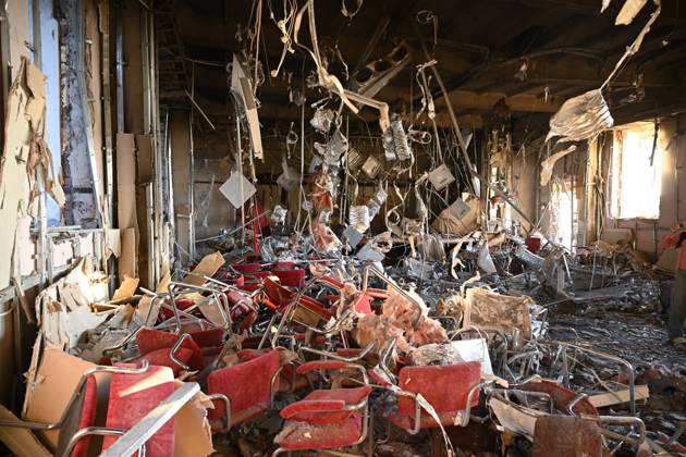 Bilder des Jahres 2025, News September 09 Russia Ukraine Drone Attack 9010646 22.09.2025 A view shows the assembly hall in a school building damaged in a reported Ukrainian drone attack in the course of Russia s military operation in Ukraine, near the resort town of Foros, Republic of Crimea, Russia. At least three people were killed and 16 injured as a result of the military strike on Crimea s southern coast, the republic s head Sergey Aksyonov said on Telegram. Konstantin Mihalchevskiy Sputnik Foros Republic of Crimea Russia  Copyright: xKonstantinxMihalchevskiyx