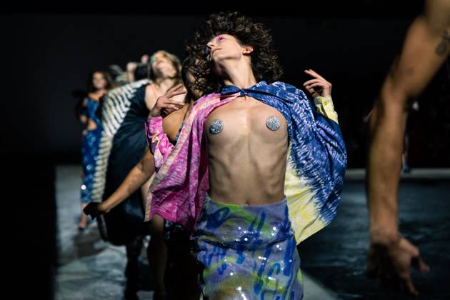Bilder des Jahres 2025, Entertainment 09 September LFW - Ashish Runway A model walks the runway at the Ashish show during London Fashion Week September 2025Photo by LounisPhotography ABACAPRESS.COM London United Kingdom  Copyright: xLounisPhotography ABACAx