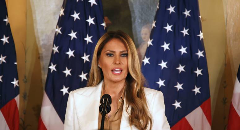 First Lady Melania Trump speaks during an event tittle Forms Fostering the Future Together: A Global Coalition First Lady of the United States Melania Trump speaks during an event titled Ways to Foster the Future Together: A Global Coalition at the Plaza Hotel in Manhattan, United States, on September 23, 2025. The event takes place in parallel with the United Nations General Assembly in New York, United States, on September 23, 2025. NEW YORK United States Copyright: xDeccioxSerranox originalFilename: serrano-notitle250923_npFhI