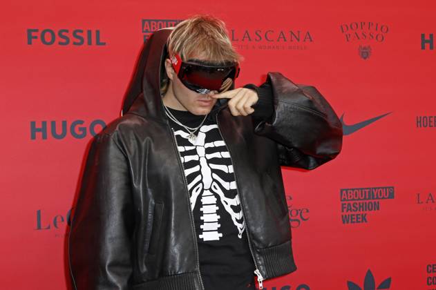Ski Aggu beim About You Fashion Ball 2025 auf dem Spielbudenplatz und Schmidts Tivoli. Hamburg, 26.09.2025