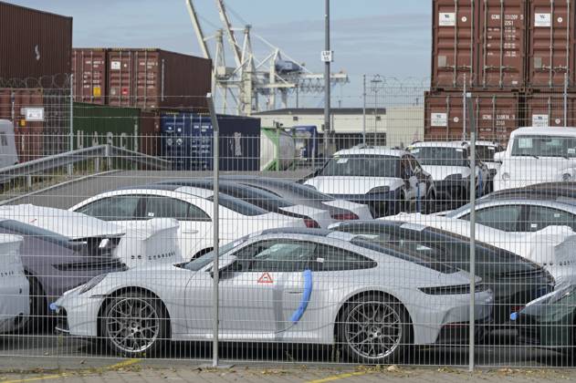 Germany, harbour car terminal GERMANY, Hamburg, port, car terminal HHLA Oswaldkai, car import and export, Porsche cars for export