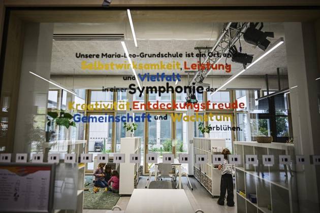 Maria-Leo-Grundschule ** NUR FÜR REDAKTIONELLE ZWECKE ** EDITORIAL USE ONLY **<p>Maria-Leo-Grundschule, Senatorin Katharina Günther-Wünsch (CDU) besucht die Schule, die den Deutschen Schulpreis 2025 gewonnen hat, fotografiert am 01. Oktober2025 in Berlin. Berlin Berlin Berlin Copyright: MaurizioxGambarini