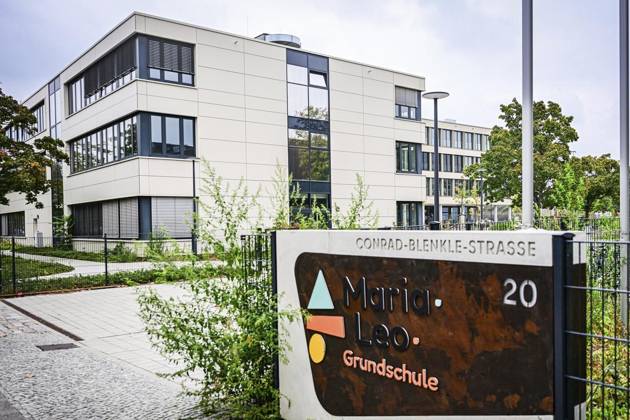 Maria-Leo-Grundschule ** NUR FÜR REDAKTIONELLE ZWECKE ** EDITORIAL USE ONLY **<p>Maria-Leo-Grundschule, Senatorin Katharina Günther-Wünsch (CDU) besucht die Schule, die den Deutschen Schulpreis 2025 gewonnen hat, fotografiert am 01. Oktober2025 in Berlin. Berlin Berlin Berlin Copyright: MaurizioxGambarini