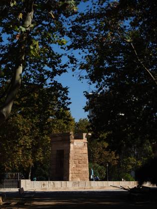 October 1, 2025, Madrid, Madrid, Spain: MADRID, SPAIN †October 1: Exterior views of the Egyptian Temple of Debod, which was moved to Madrid, Spain, to protect it from flooding caused by the construction of the Aswan Dam on the Nile River. Madrid Spain - ZUMAle O 20251001_zip_h199_029 Copyright: xAaronxHerediax