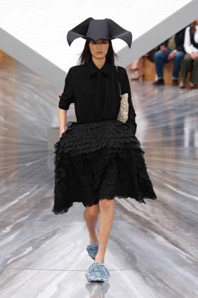 (251002) -- PARIS , Oct. 2, 2025 -- A model presents a creation from the ready-to-wear Spring Summer 2026 collections by French fashion house Christian Dior during the Paris Fashion Week in Paris, France, on Oct. 1, 2025. ( Handout via Xinhua) FRANCE-PARIS-FASHION WEEK-CHRISTIAN DIOR MeetEurope