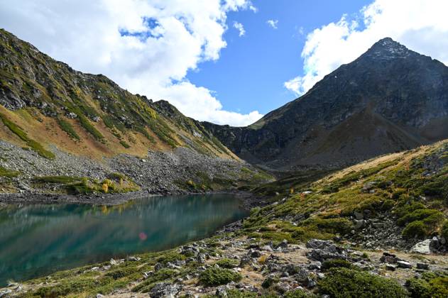 RUSSIA, KARACHAY-CHERKESSIA - OCTOBER 1, 2025: Skazka Kavkaza Caucasus Fairy Tale , one of the Dukka Lakes, lies in Arkhyz, Zelenchuksky District Russia - ZUMAt113 20251001_zaa_t113_815 Copyright: xIvanxGubskyx