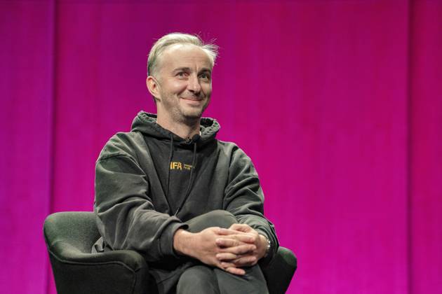 Berlin, Deutschland, 06.10.2025: Haus der Kulturen der Welt: Die Möglichkeit der Unvernunft - Was darf Satire? : Jan Böhmermann (Foto: Lenny Rothenberg) Copyright: xLennyxRothenberg dtsxNachrichtenagenturx dts_86532