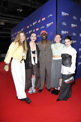 Bunte New Faces Award Film in Berlin Greta Hirsch, Paula Engels, Jonny Mahoro, Ella Stern und Marie Bothmer bei der Verleihung des BUNTE New Face AWARDS im Festsaal Kreuzberg in Berlin am 08.10.2025