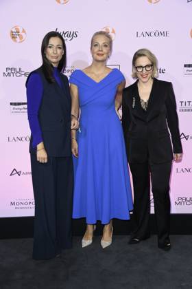 Verleihung des BRIGITTE Award Pinar Atalay,Julija Borissowna Nawalnaja und Susanna Riethmüller (Chefredakteurin BRIGITTE) bei der Verleihung des BRIGITTE Award in der Bertelsmann Hauptstadtrepräsentanz in Berlin am 09.10.2025 Copyright: xEventpressxBerndtx