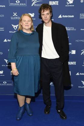 Hildegard Schroedter und Simon Steinhorst bei der Verleihung des Deutschen Schauspielpreises 2025 im Hotel Pullman Berlin Schweizerhof. Berlin, 09.10.2025