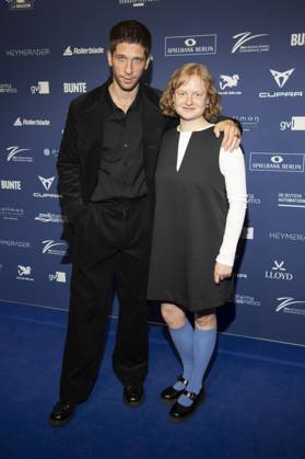 Salvko Popadic und Luise von Stein bei der Verleihung des Deutschen Schauspielpreises 2025 im Hotel Pullman Berlin Schweizerhof. Berlin, 09.10.2025