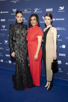 Beritan Balci, Ilknur Boyraz und Luise Aschenbrenner bei der Verleihung des Deutschen Schauspielpreises 2025 im Hotel Pullman Berlin Schweizerhof. Berlin, 09.10.2025