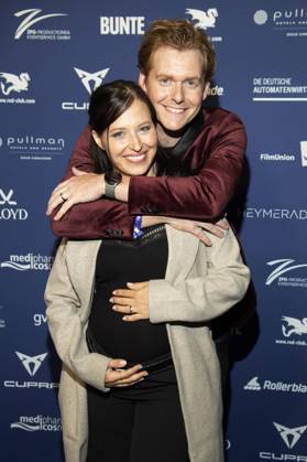 Nadja Jo Klapper und Johannes Heinrichs bei der Verleihung des Deutschen Schauspielpreises 2025 im Hotel Pullman Berlin Schweizerhof. Berlin, 09.10.2025