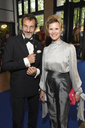 Hans-Werner Meyer und Leslie Malton bei der Verleihung des Deutschen Schauspielpreises 2025 im Hotel Pullman Berlin Schweizerhof. Berlin, 09.10.2025