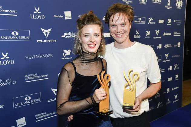 Linda Blümchen und Simon Steinhorst bei der Verleihung des Deutschen Schauspielpreises 2025 im Hotel Pullman Berlin Schweizerhof. Berlin, 09.10.2025