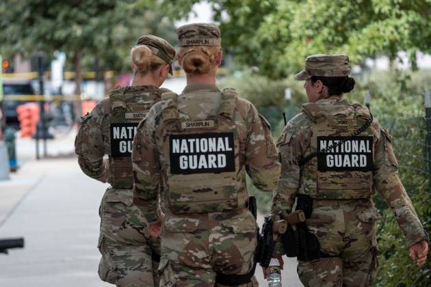 October 10, 2025, Washington, Dc, United States: A National Guard unit arrives at the crime scene after a teenager was shot in Southwest Washington, D.C. near the Air and Space Museum on October 10, 2025. The victim was transported to the hospital with non-life threatening conditions. Washington United States - ZUMAl312 20251010_znp_l312_039 Copyright: xAndrewxLeydenx