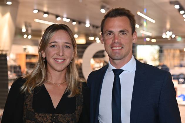 Franziska PREUSS mit Lebensgefaehrte Simon SCHEMPP (Biathletin,Preistraegerin Herausragende Bayerische Sportkarriere), Bayerischer Sportpreis 2025 in der BMW Welt, Roter Teppich,Red Carpet am 11.10.2025