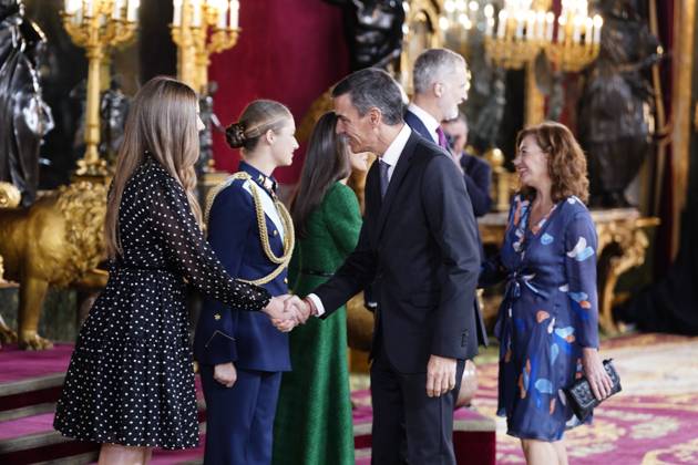 The King and Queen, the Princess of Asturias and the Infanta Sofia preside over a reception at the Royal Palace for the National Day of the National Holiday King Felipe and Queen Letizia, Princess Leonor and Princess Sofia, the President of the Government and Secretary General of the PSOE, Pedro Sánchez, and the President of the Congress, Francina Armengol, during the reception on the occasion of the National Holiday, at the Royal Palace, on October 12, 2025, in Madrid Spain The event is presided over by the King and Queen of Spain, Princess Leonor and the Infanta Sofia, the Princess of Asturias and the Infanta Sofia after the solemn act of homage to the National Flag and the military parade that has been held in the Plaza de Cánovas del C Copyright: xA.xPÃ rezxMecax 7022237